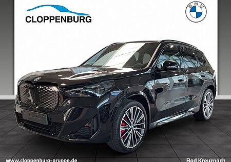 BMW iX1 xDrive30 M Sport AHK Head-Up Standklima Harm