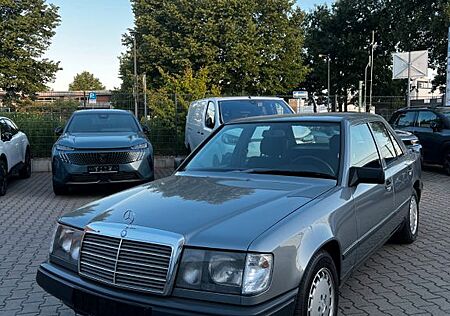 Mercedes-Benz 300 Turbo Diesel