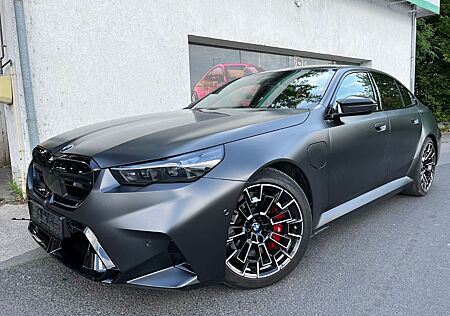 BMW M5 Basis Lim.535kW DriveAssPro ACC Carb B&W VMAX