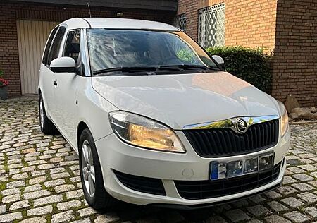 Skoda Roomster gebraucht kaufen Skoda Roomster 1.6l TDI TÜV Neu/ SHZ/ Klima/ Rückfahrk