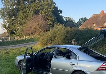 Ford Mondeo 2,5 V6 Ghia X 5-tronic Ghia X