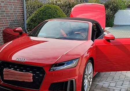 Audi TT 45 TFSI S tronic Roadster -