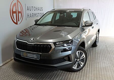 Skoda Karoq Style 1.5 DSG AHK Kamera StHz elek. Koffer