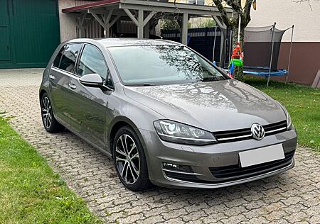 VW Golf Volkswagen 1.4 TSI 90kW BMT Highline Highline