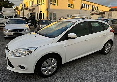 Ford Focus Lim. Trend 1,6 | 1 hand| Schiebedach|