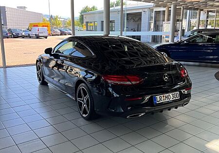 Mercedes-Benz C 300 Coupé AMG PAKET + NIGHT PAKET