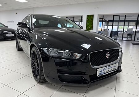 Jaguar XE Pure