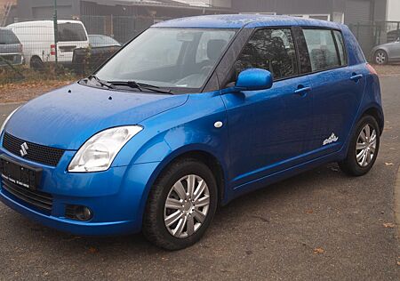Suzuki Swift 1.3 Snow 4x4 /TÜV NEU+8f-Bereift