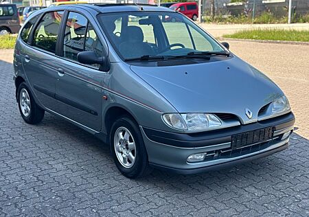 Renault Megane Automatik mit viel Ausstattung!