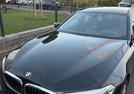 BMW 520d xDrive Touring A - TÜV neu