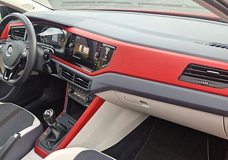VW Polo Volkswagen VI "Beats" R-Line Pano-Dach Garantie 1 Hand