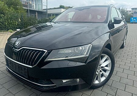 Skoda Superb 1.6 TDI Style NAVI*LEDER*XENON*MTL*KAMERA