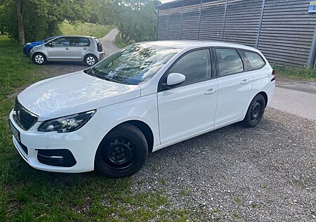 Peugeot 308 BlueHDi 130 EAT8 Active SW Active