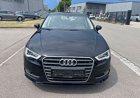 Audi A3 Sportback*Navi*S-Tronic*Scheckheft*Wenig KM!!
