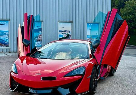 McLaren 570S V8 Vermillion red -Carbon fiber-Ceramic