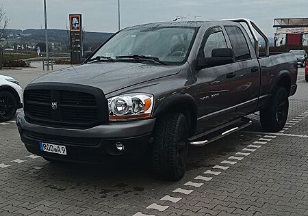 Dodge RAM 4,7 V8 4x4 LPG