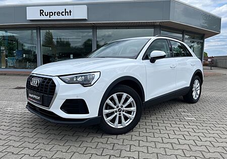 Audi Q3 35 TFSI S tronic Navi SiHz Alu DAB Parkhilfe