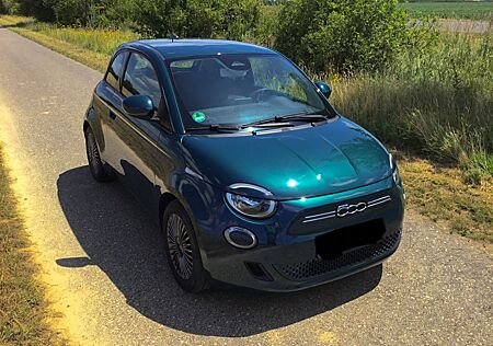 Fiat 500E "la Prima" Limousine 42 kWh La Prima