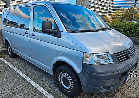 VW T5 Transporter Volkswagen T5 Automatik 8 Sitzplätze Klima Standheizung