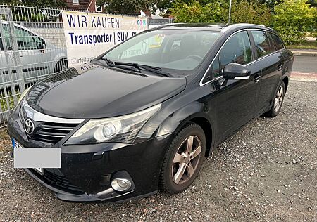 Toyota Avensis Kombi Life tel. 01713871812