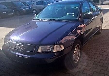 Audi A4 1.8 TÜV 06/26 Klima