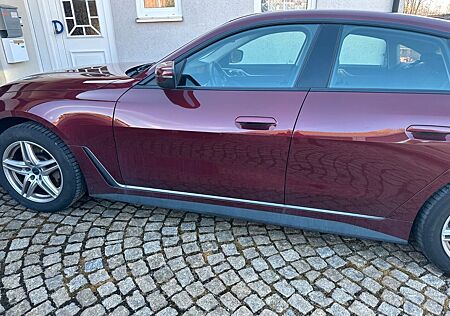 BMW i4 eDrive40 -