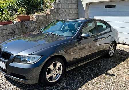 BMW 318i