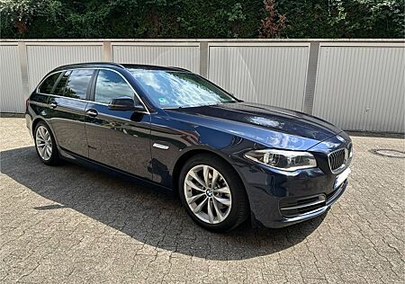 BMW 520d Touring Luxury Line Automatik Vollleder