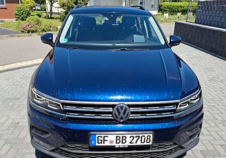 VW Tiguan Volkswagen 2.0 TDI SCR Comfortline Comfortline