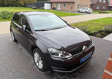 VW Golf Volkswagen 1.2 TSI 63kW BMT LOUNGE LOUNGE