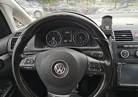 VW Touran Volkswagen 2.0 TDI 103kW DSG -