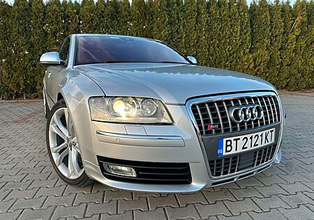 Audi S8 5.2 tiptronic quattro - einwandfreier Zustand