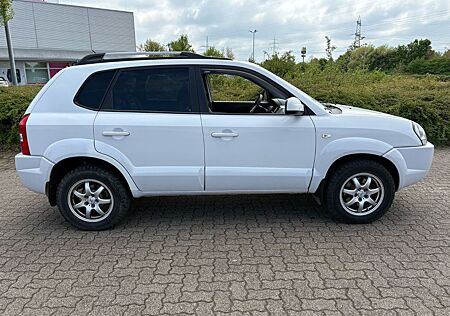 Hyundai Tucson 2.0 GLS 2WD GLS