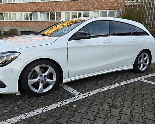 Mercedes-Benz CLA 180 Shooting Brake - AMG line