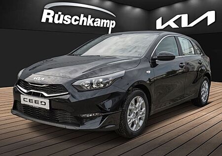 Kia Cee'd Ceed Vision 1.5 RückKam 2-Zonen-Klima PDC SHZ Na