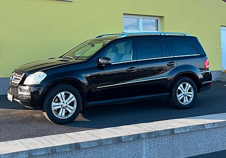 Mercedes-Benz GL 350 CDI BlueEfficiency 4Matic