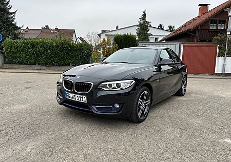 BMW 220d Coupé Sport Line, Automatik, Leder, Xenon