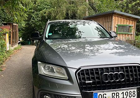 Audi Q5 2.0 TFSI tiptronic quattro -