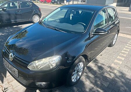 VW Golf Volkswagen 1.4 TSI 90 kW Comfortline