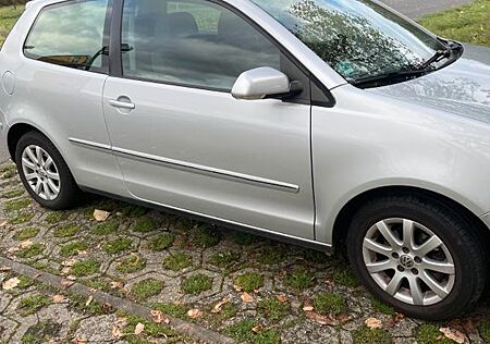 VW Polo Volkswagen 1.4 FSI Basis