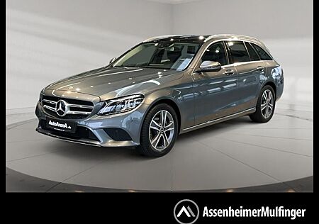 Mercedes-Benz C 180 T Avantgarde **Pano+AHK+Spur+Kamera