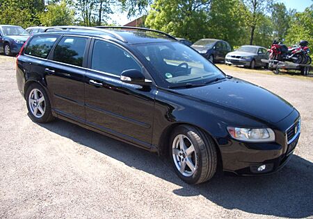 Volvo V50 Kombi D2 Kinetic