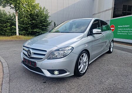 Mercedes-Benz B 200 B -Klasse AHK NAVI SHZ Neu Tüv
