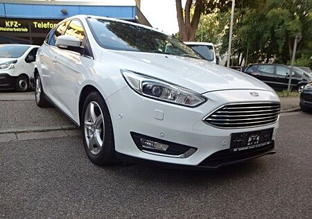 Ford Focus 110kW,Xenon,Navi.Klima.PDC.Alu.Euro-6