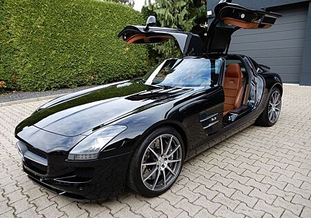 Mercedes-Benz SLS AMG Coupe DEUTSCHES FZG 2.HAND UNFALLFREI