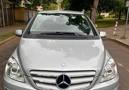 Mercedes-Benz B 160 BlueEFFICIENCY -