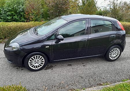 Fiat Grande Punto * TÜV 12/26 * 77 PS