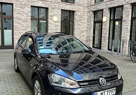VW Golf Volkswagen 1.6 TDI 2015 Bluemotion