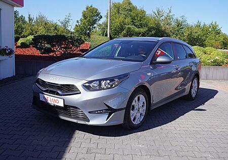 Kia Cee'd Sportswagon Ceed SW 1.5 T-GDI Aut. Kamera Sitzheizung Tempom