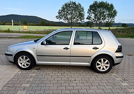 VW Golf Volkswagen 1.4 Basis Basis